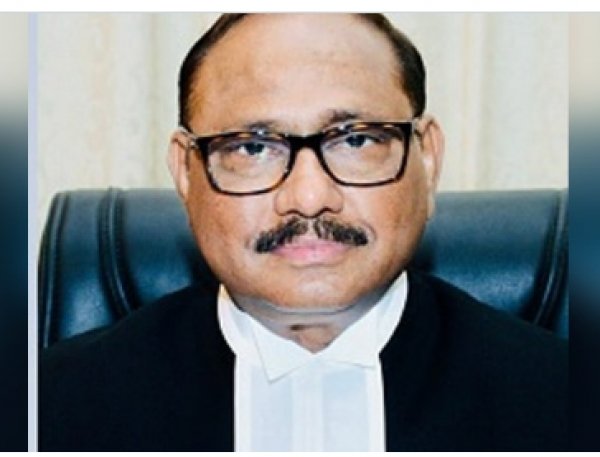 CORONA : छत्तीसगढ़ उच्च न्यायालय के पूर्व चीफ जस्टिस अजय कुमार त्रिपाठी की कोरोना वायरस की वजह से निधन