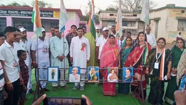 हाथ से हाथ जोड़ो अभियान, पद यात्रा का संदेश जन जन पहुच रहा है : विधायक भुनेश्वर बघेल