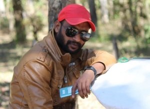 युवती को थप्पड़ मारने वाला भाजपा नेता फरार, मोबाइल भी बंद, तलाश में घर पहुंची पुलिस