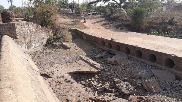 बड़ी लापरवाही: गंजही-गंजहा बांध के पानी की एक लहर से उखड़ जाएगा गहिराटोला डायवर्सन!